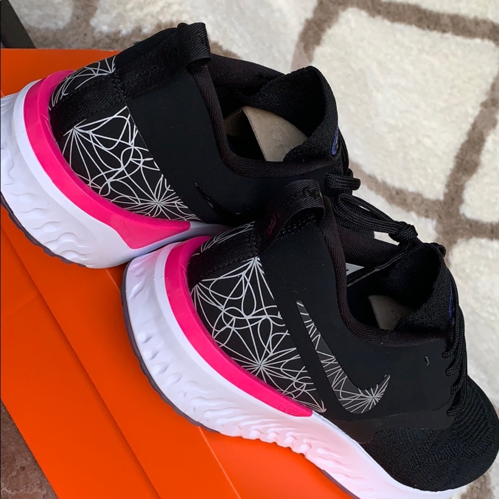NIKE ODYSSEY REACT 2 FK GPX Black-Reflect SilverM - Picture 11 of 16